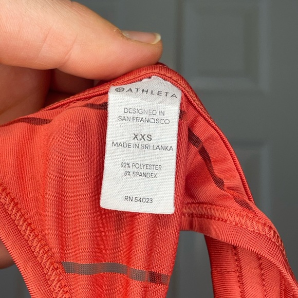 Athleta Racerback Tank Top 0200 - Picture 4 of 4